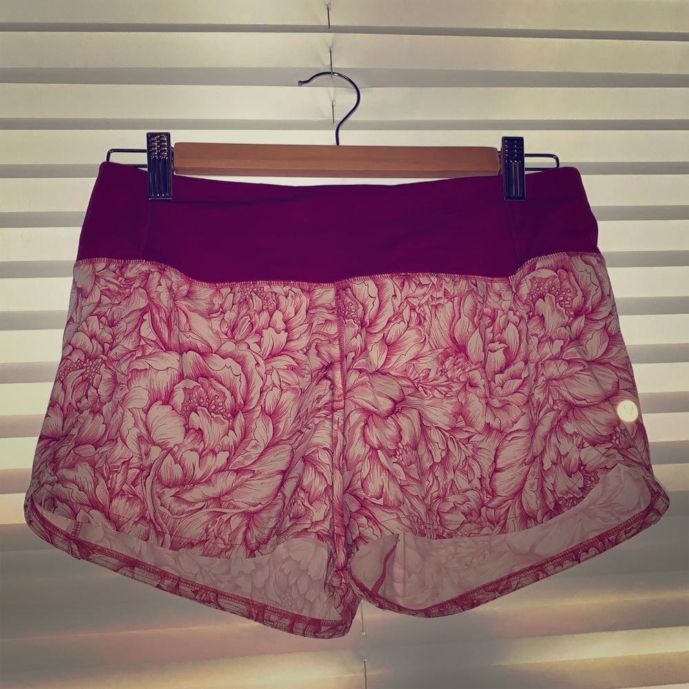 Lululemon Floral Pink 4 inch short’s.